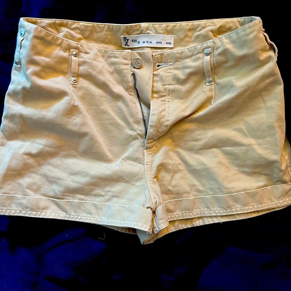 Ladies size 9/10 shorts
